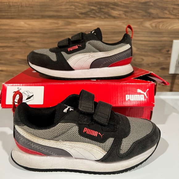 Puma boys sneakers - Picture 3 of 6
